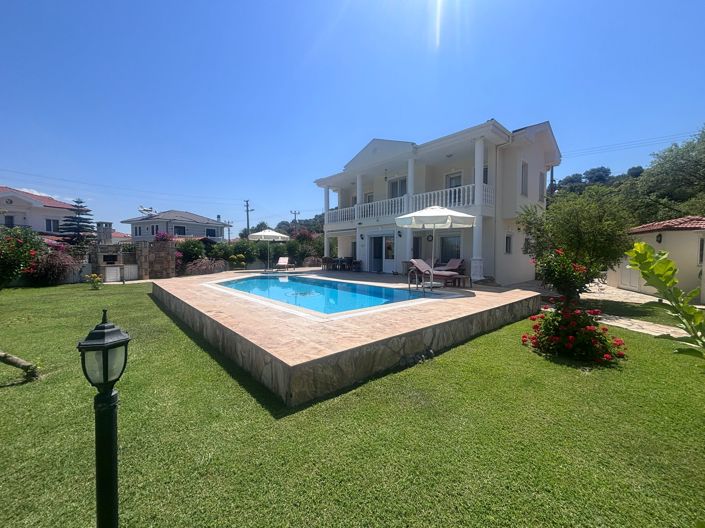 Image No.3-3 Bed Villa for sale