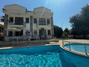 Ready-To-Move Semi-Detached Villa For Sale In Fethiye - Villa with communal pool