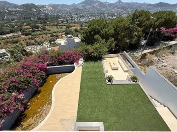 Sea View Villa With A Private Pool For Sale In Yalikavak, Bodrum – View over the pool and garden