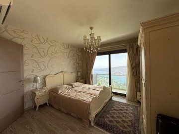 An Exquisite Triplex Villa In Bodrum With A Large Garden - Second first floor bedroom