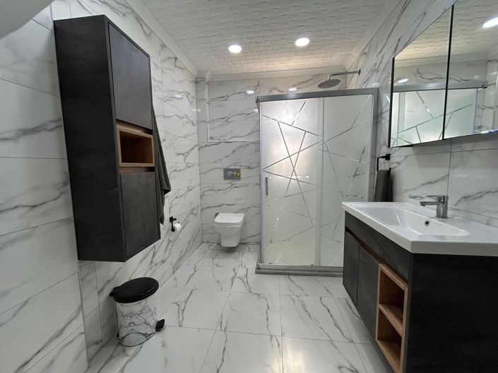 Image No.18-3 Bed Apartment for sale