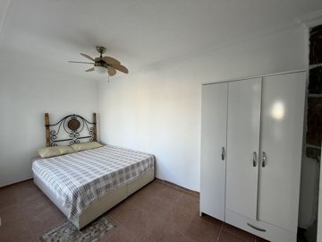 Triplex Bodrum Property For Sale Near The Sea – Generously sized double bedroom