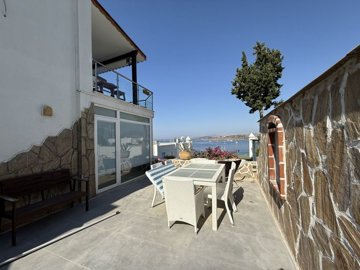 Triplex Bodrum Property For Sale Near The Sea – Sunny terrace