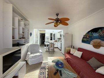 Triplex Bodrum Property For Sale Near The Sea – Fresh comfortable lounge