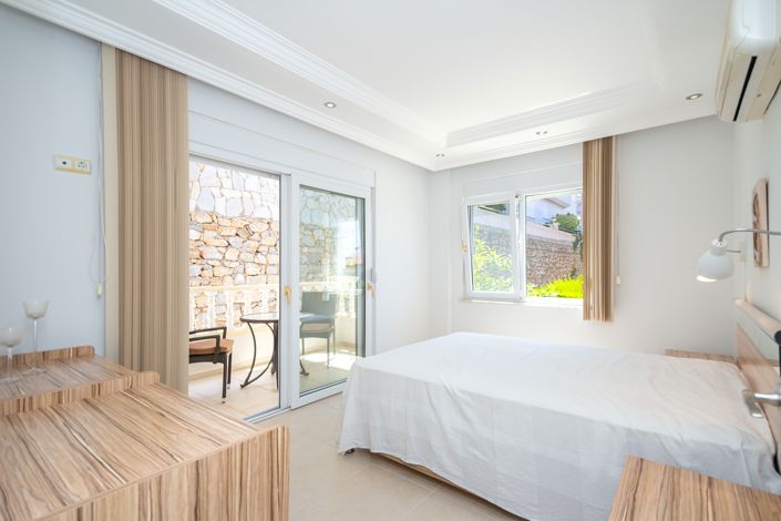 Image No.15-2 Bed Apartment for sale