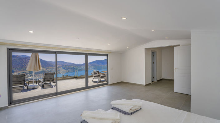 Image No.17-6 Bed Villa for sale