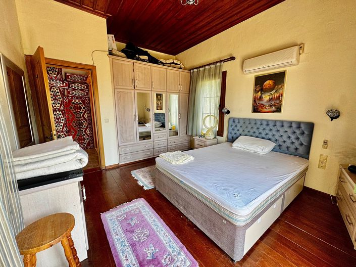 Image No.20-3 Bed Villa for sale