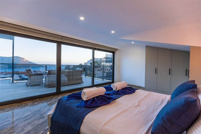 Image No.21-5 Bed Villa for sale