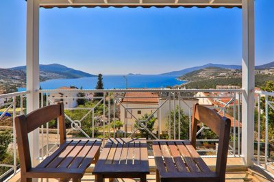 Must-See Villa For Sale In Kalkan With Sea-Views - Fabulous balcony