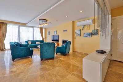 Must-See Villa For Sale In Kalkan With Sea-Views - Lounge with terrace access