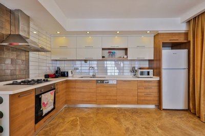 Must-See Villa For Sale In Kalkan With Sea-Views - Sleek fully fitted kitchen