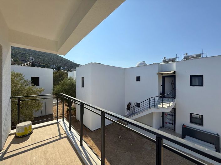 Image No.19-3 Bed Apartment for sale