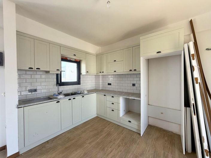 Image No.7-3 Bed Apartment for sale