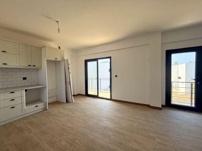 Image No.8-3 Bed Apartment for sale