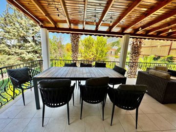 Dramatic Fethiye Villa For Sale In Ovacik With A Private Pool - Covered terrace for dining