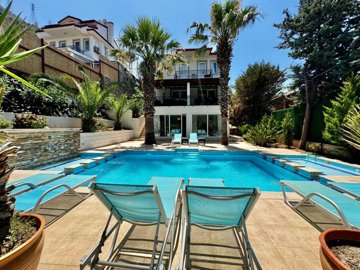 Dramatic Fethiye Villa For Sale In Ovacik With A Private Pool - Luxury pool and sunny terraces