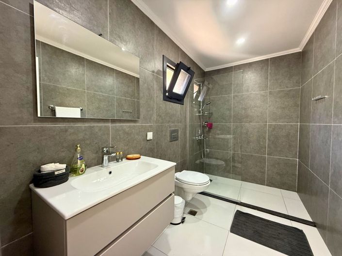 Image No.14-4 Bed Villa for sale