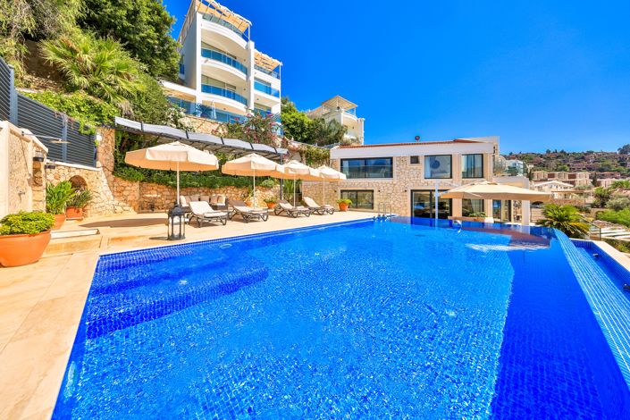 Image No.4-4 Bed Villa for sale