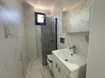 Attractive Detached Duplex Villa For Sale In Akbuk – Ensuite shower room