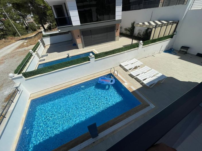 Image No.16-3 Bed Villa for sale