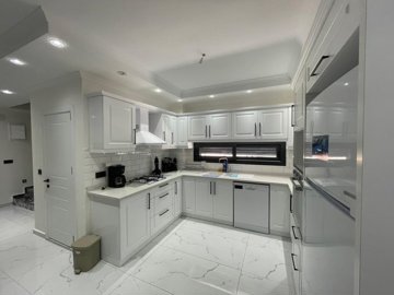 Attractive Detached Duplex Villa For Sale In Akbuk – Fully fitted kitchen