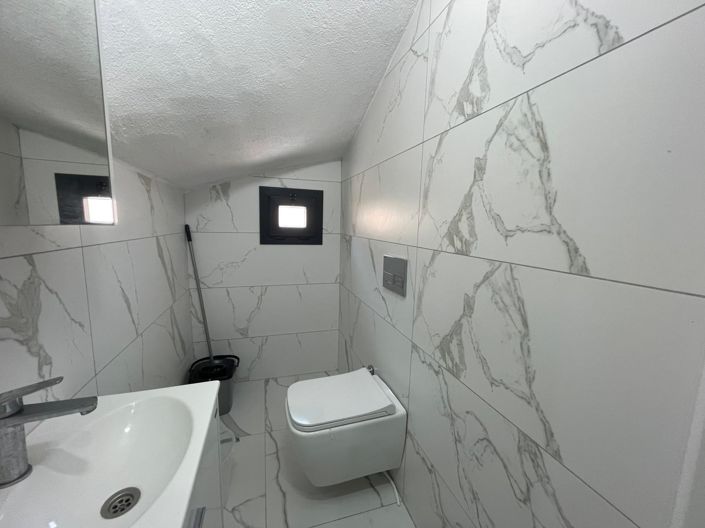 Image No.8-3 Bed Villa for sale