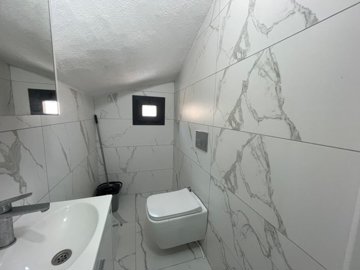 Attractive Detached Duplex Villa For Sale In Akbuk – Guest WC