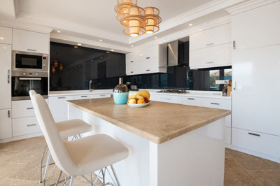 Idyllic Sea-View Kalkan Villa For Sale - Kitchen with island