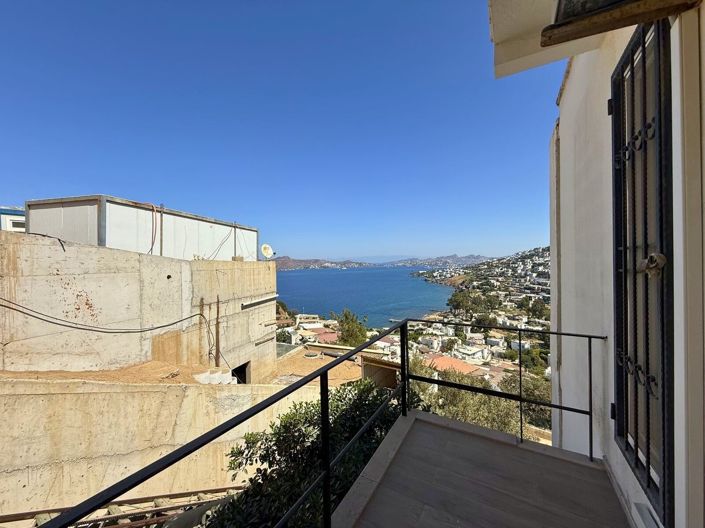 Image No.22-2 Bed Apartment for sale