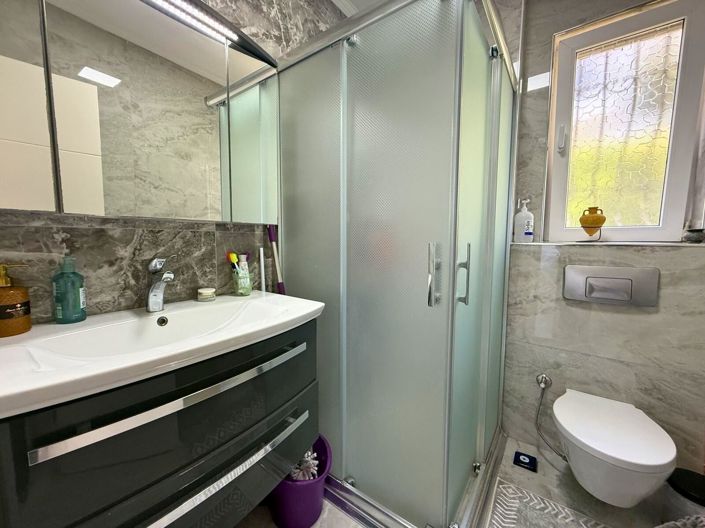 Image No.23-2 Bed Apartment for sale