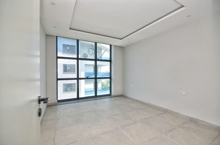 Image No.14-3 Bed Apartment for sale