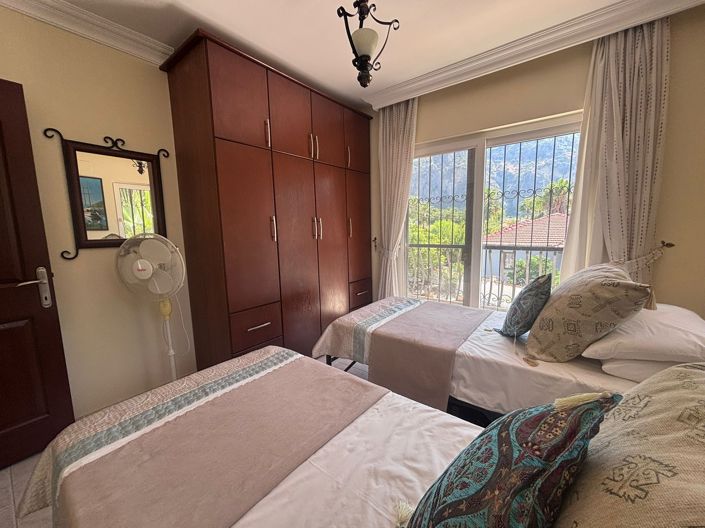 Image No.18-3 Bed Villa for sale