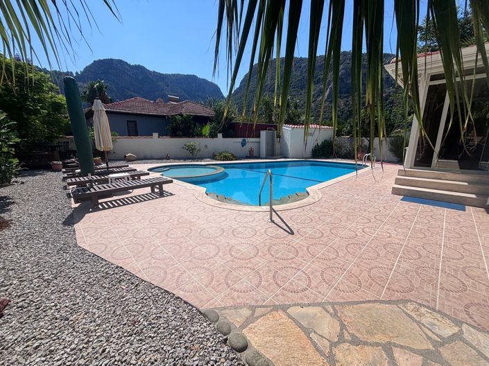 Image No.4-3 Bed Villa for sale