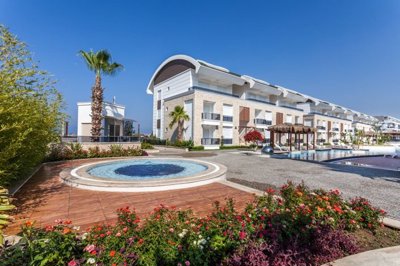 Must-See Property For Sale In Side - Fabulous social areas round the pool