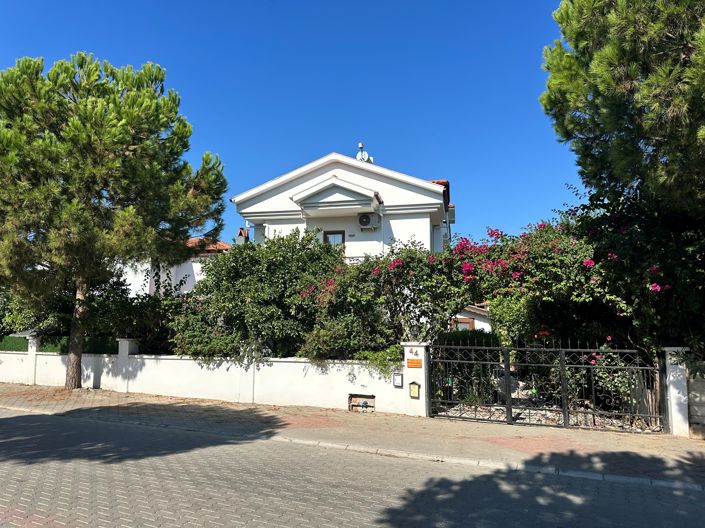 Image No.23-3 Bed Villa for sale