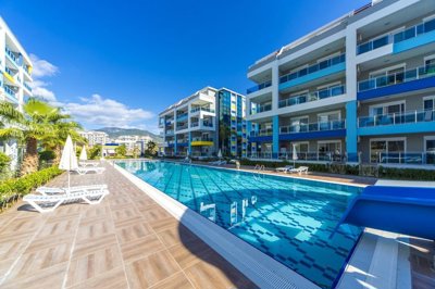Key-Ready Luxury Apartment In Alanya - Pool with slides for children