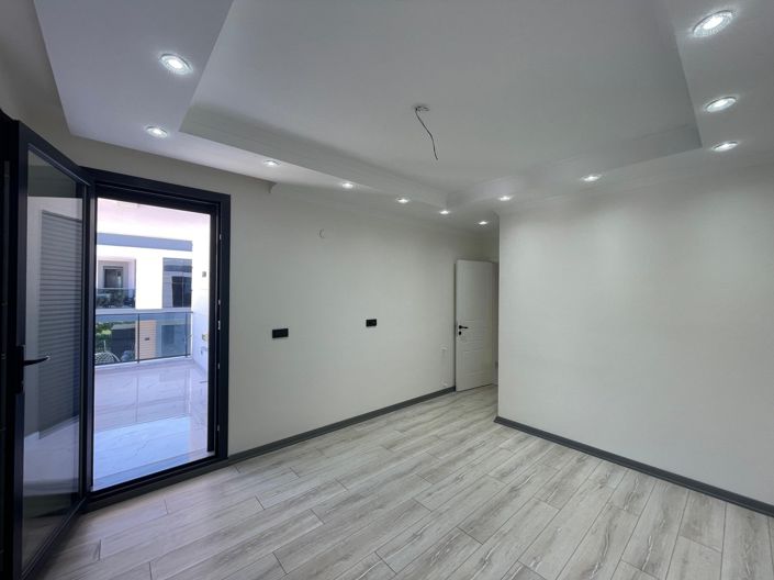 Image No.11-3 Bed Villa for sale