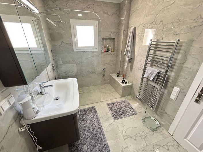 Image No.19-4 Bed Villa for sale