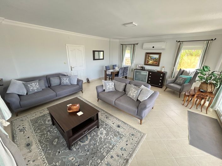 Image No.8-4 Bed Villa for sale