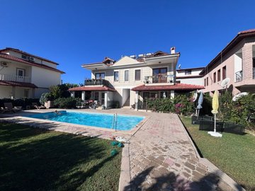 Renovated Apartment For Sale In Dalyan - Communal pool and sun terraces