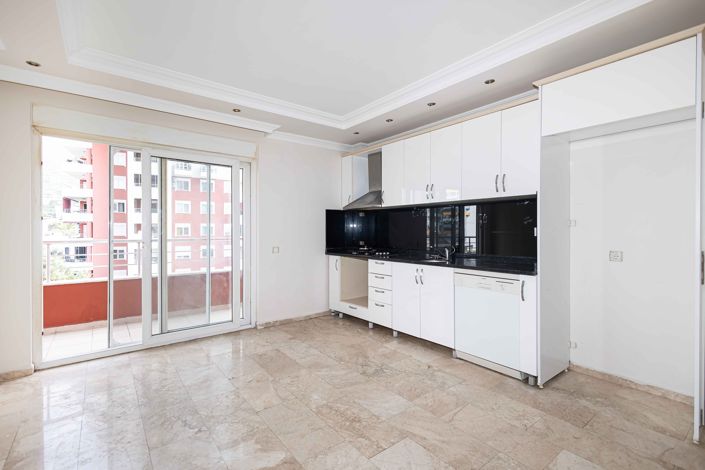 Image No.5-2 Bed Apartment for sale