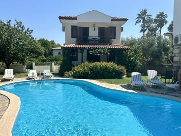 Ready-To-Move Dalyan Villa For Sale With Communal Gardens & Pool - Two-storey villa and shared pool