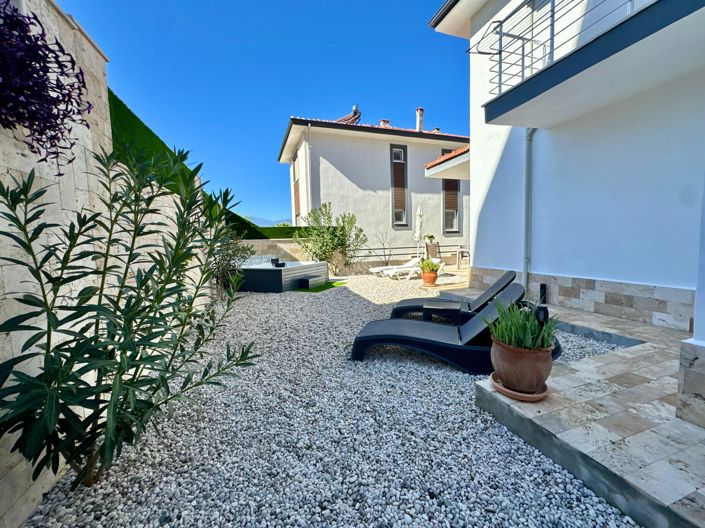 Image No.25-4 Bed Villa for sale