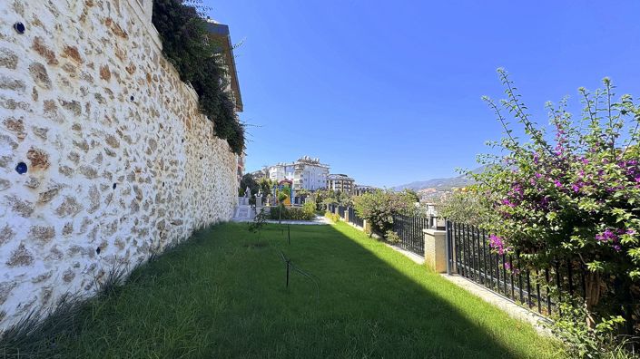 Image No.20-2 Bed Apartment for sale