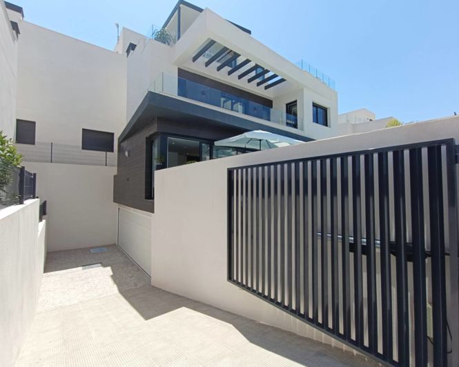 Image No.40-3 Bed Villa for sale