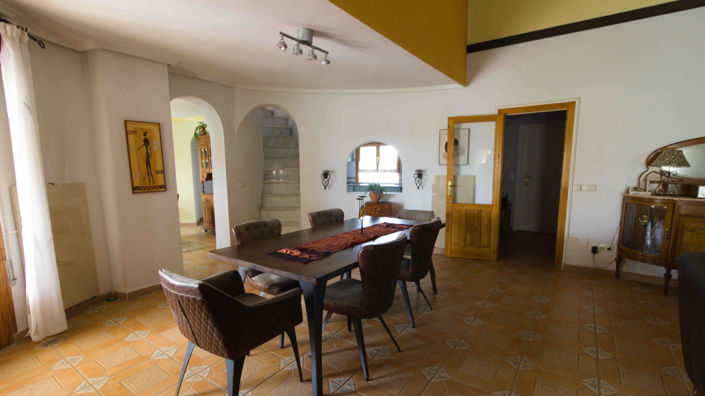 Image No.9-5 Bed Villa for sale