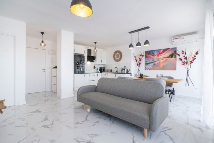 Image No.8-2 Bed Apartment for sale