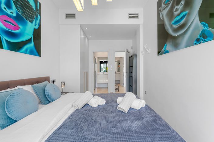 Image No.16-3 Bed Villa for sale