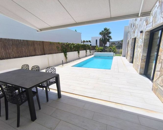 Image No.20-3 Bed Villa for sale