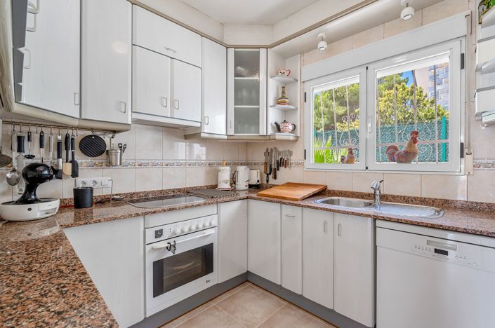 Image No.11-3 Bed Villa for sale